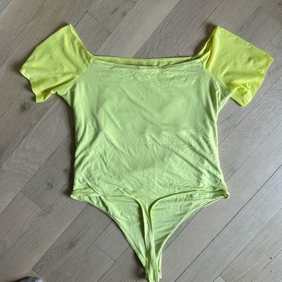 good american yellow mesh short sleeve bodysuit - Picture 4 of 4